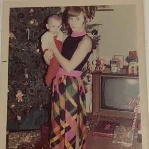 Vintage Multi-Color 60’s/70’s Polyester Dress/Hot Pants Suit Sz 8.